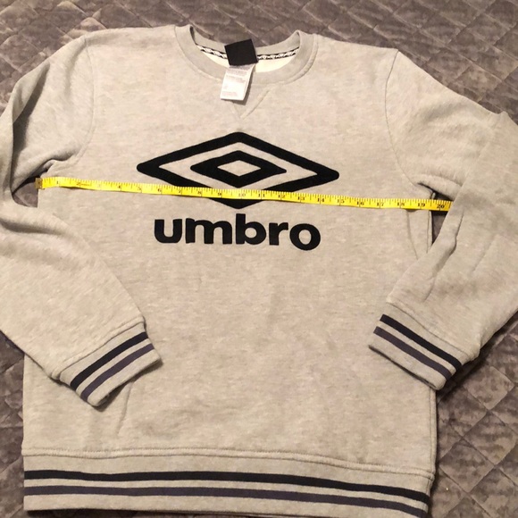 Umbro Other - Mens Umbro small sweatshirt